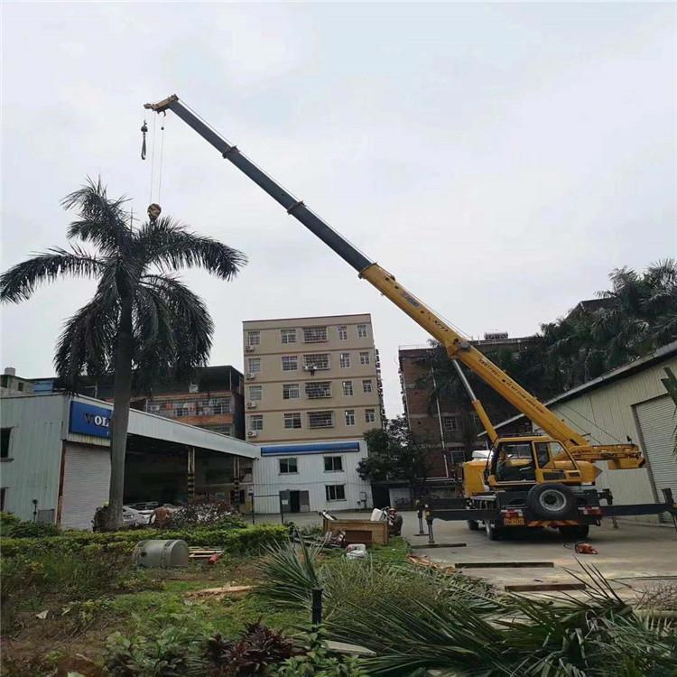 和平镇12吨吊车出租一天的收费标准是什么