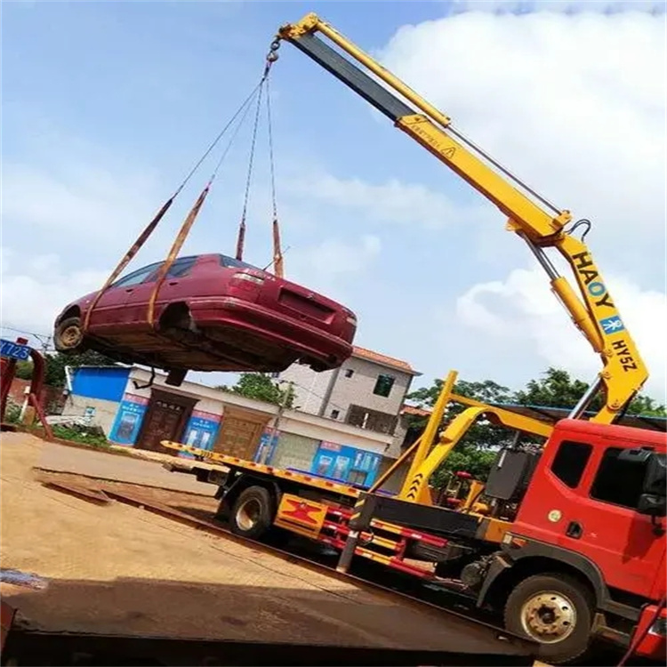 和平镇吊车救援小汽车怎么吊