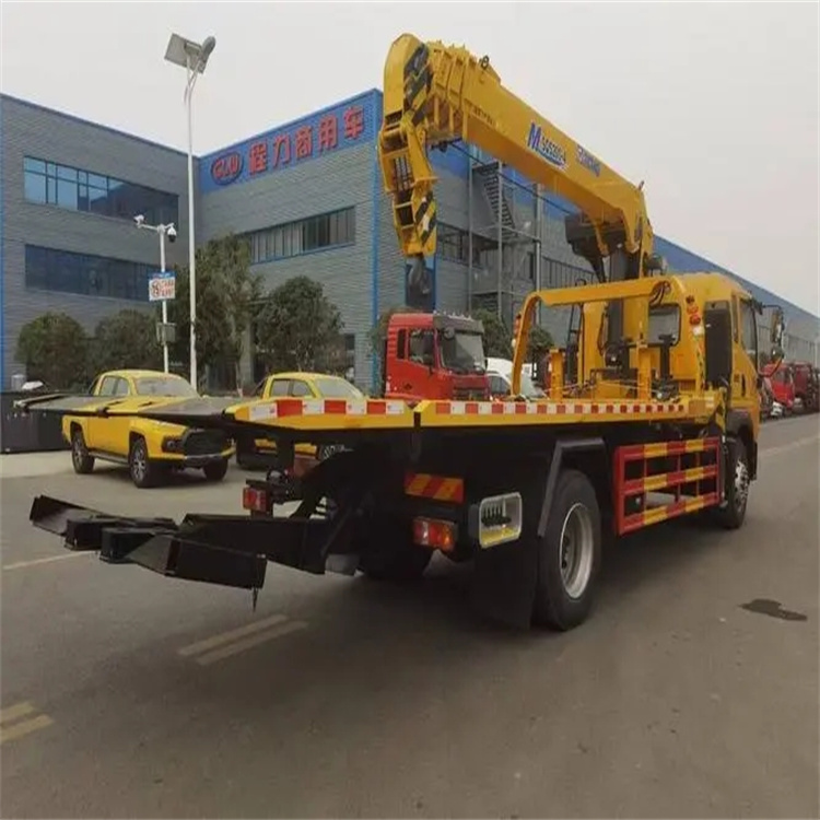 和平镇附近小随车吊出租电话，轻松解决搬运烦恼