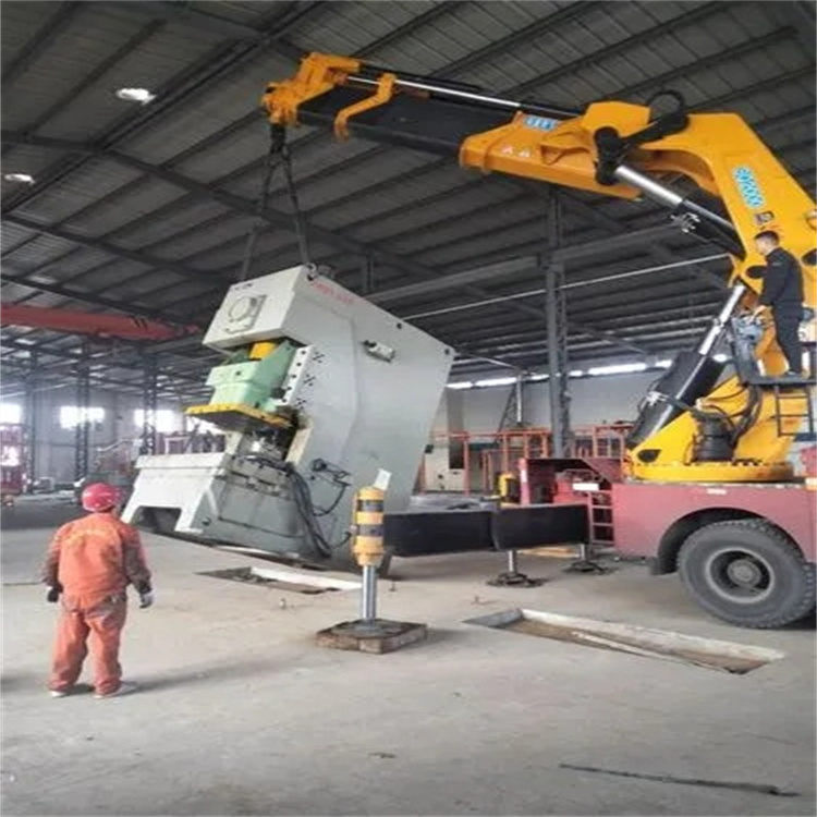 和平镇80吨折臂吊车出租附近电话